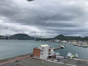 関門海峡ミュージアムから見た門司港と関門海峡